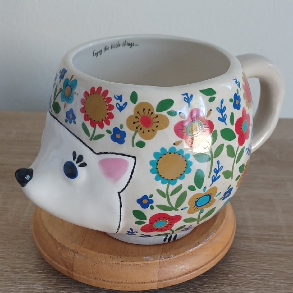 2 FOR $20 Natural Life HARRIET THE HEDGEHOG Folk Art Mug In the Floral Pattern